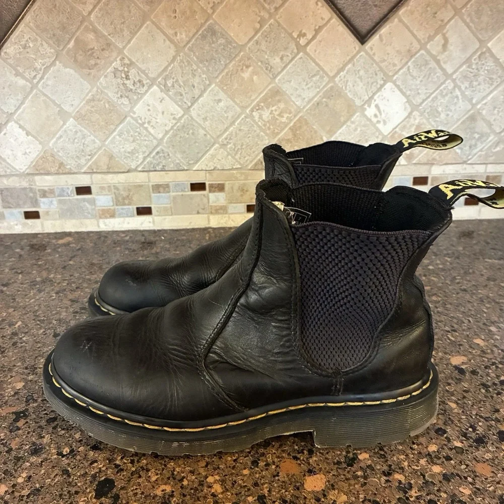 Dr Martens Chelsea Safety Boots EH ASTM F2892-18 Black Leather Mens 7 / Womens 8